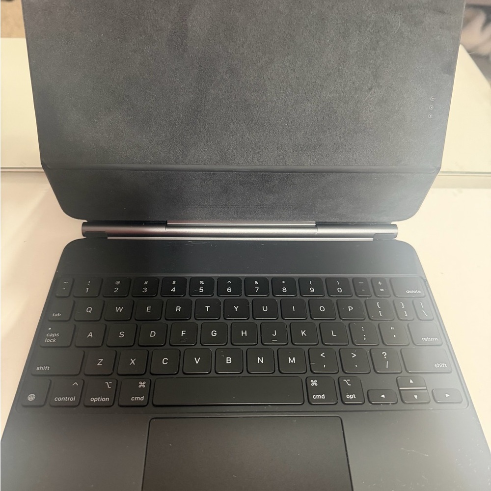 Apple iPad Pro 2 11 Magic Keyboard